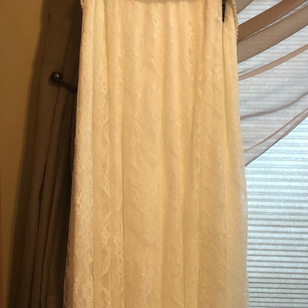 Brand New Wedding dress - Picture 8 of 8